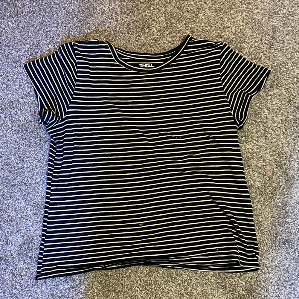 Time and Tru Black and White Striped Short Sleeve Tee